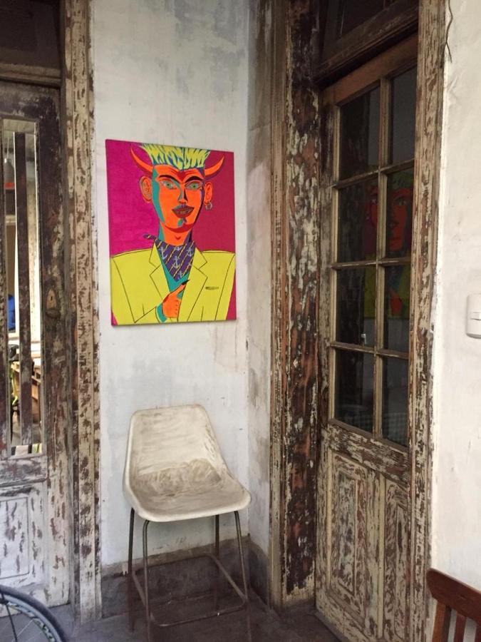 לינה וארוחת בוקר סנטיאגו Casa Lucrecia מראה חיצוני תמונה