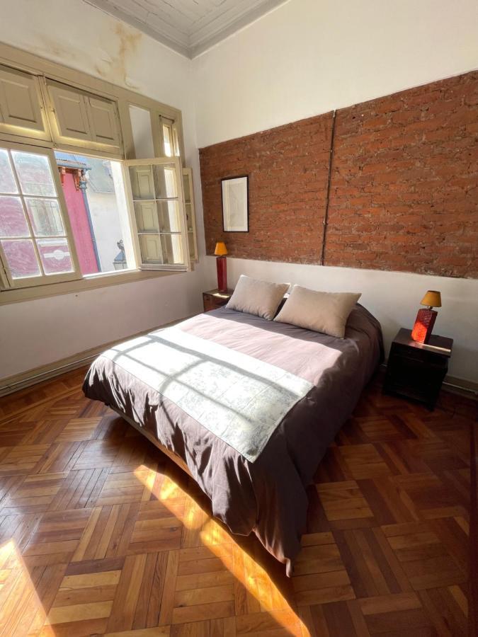 לינה וארוחת בוקר סנטיאגו Casa Lucrecia מראה חיצוני תמונה