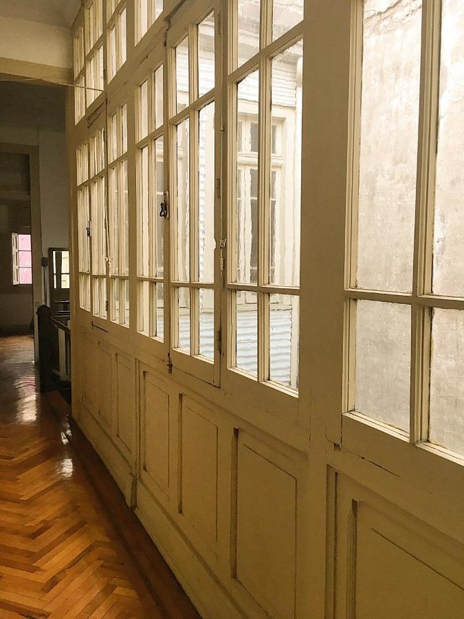 לינה וארוחת בוקר סנטיאגו Casa Lucrecia מראה חיצוני תמונה