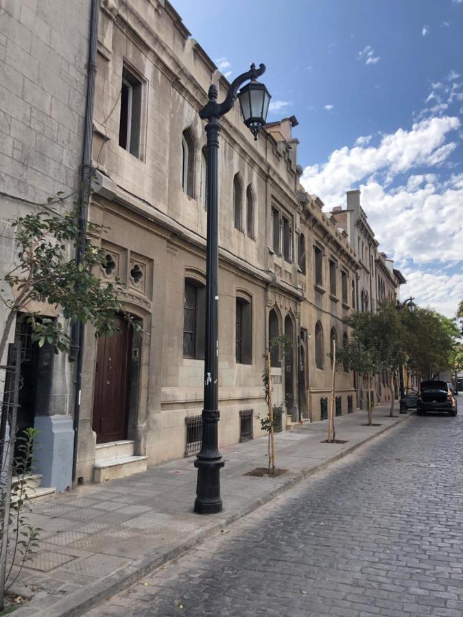 לינה וארוחת בוקר סנטיאגו Casa Lucrecia מראה חיצוני תמונה