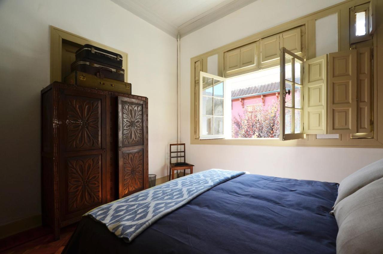 לינה וארוחת בוקר סנטיאגו Casa Lucrecia מראה חיצוני תמונה
