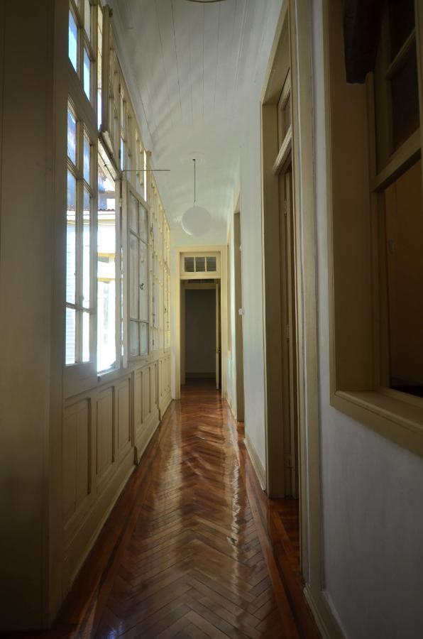 לינה וארוחת בוקר סנטיאגו Casa Lucrecia מראה חיצוני תמונה