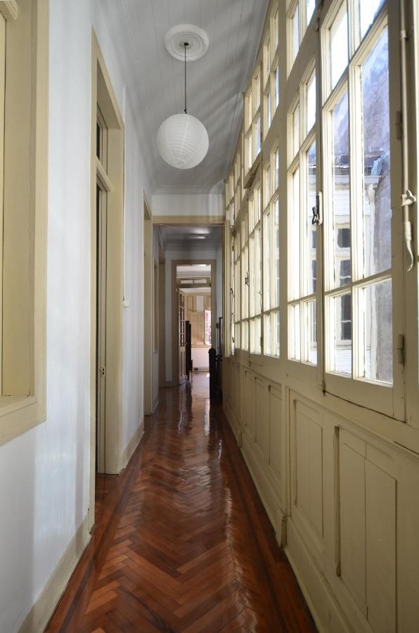 לינה וארוחת בוקר סנטיאגו Casa Lucrecia מראה חיצוני תמונה